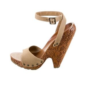 Stella McCartney Leather Slingback Wooden Floral Heel